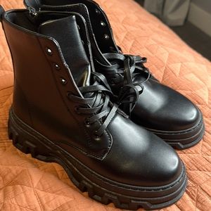 Men’s Boots